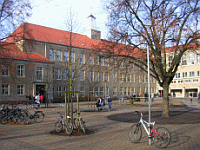 gebaeude1.png gebaeude1.png